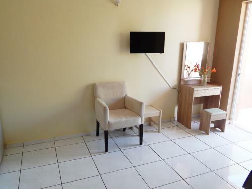 Apollon Studios & Apartments