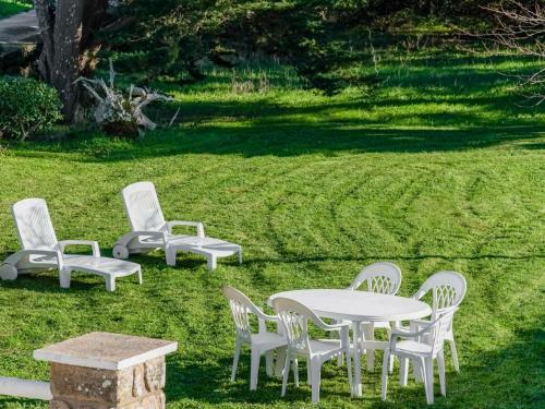 Holiday Home Roch Arvor