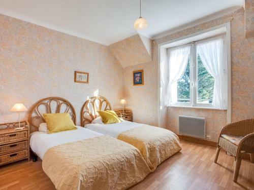 Holiday Home Roch Arvor