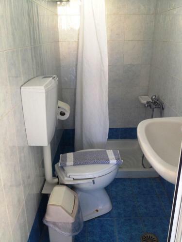 Kostas Rooms & Apartments