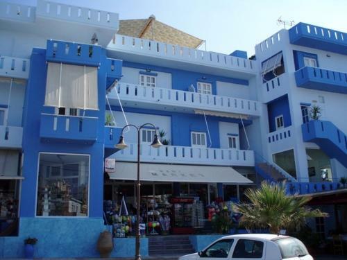 Kostas Rooms & Apartments