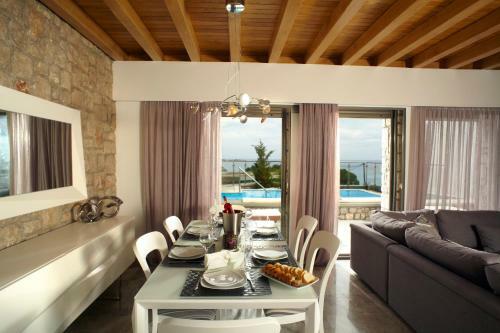 Blue Dream Luxury Villas