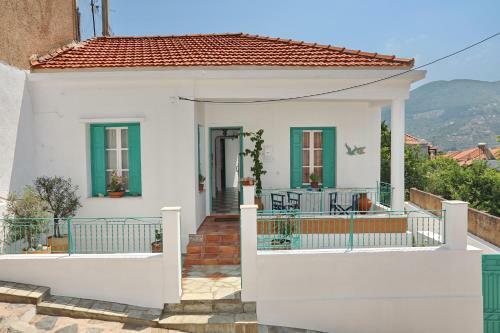 Spring Bliss Garden House
