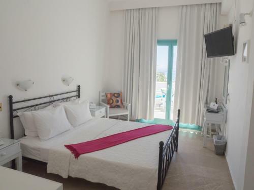 Amaryllis Beach Hotel