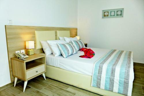 Amaryllis Beach Hotel