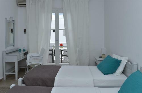 Amaryllis Beach Hotel