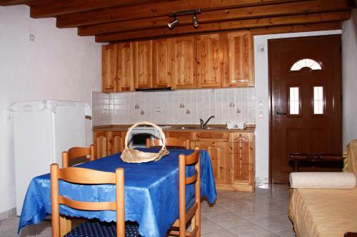 Hostal Stoudios Galini