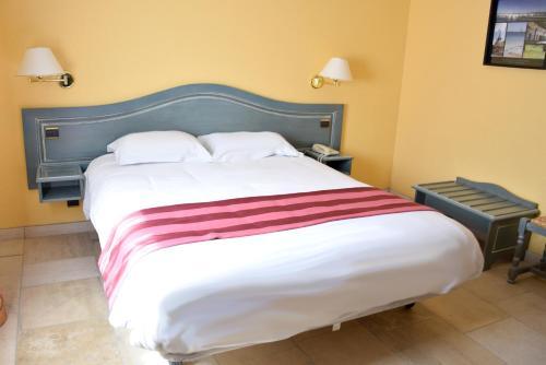 Hotel Logis Le Saint Nicolas
