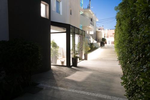 Villa Ria Apartments & Suites
