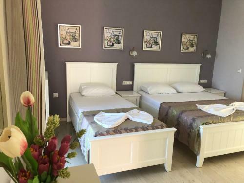 Hostal Spyridonou House