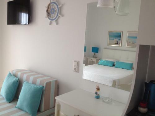 Hostal Spyridonou House