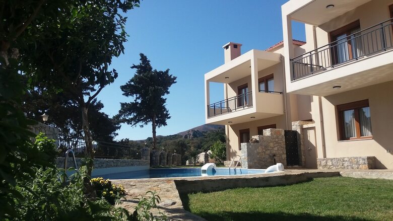 Apartments Petrochori Villas