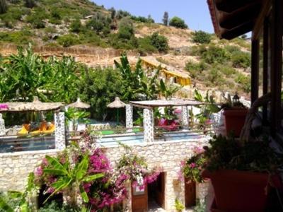 Aparthotel Stone Village Hotel Apartments