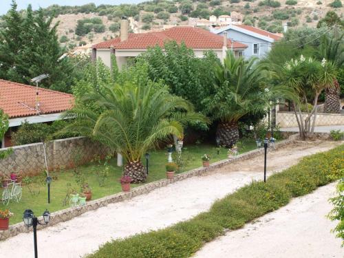 Aristotelis Apartments
