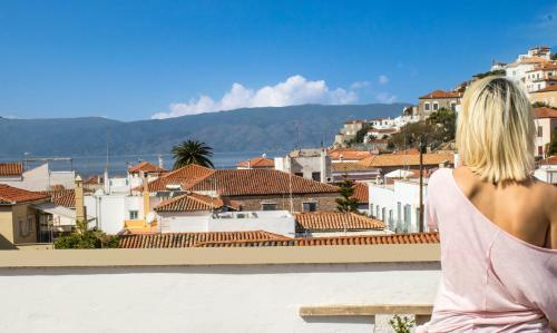 Hostal Achilleas Pension
