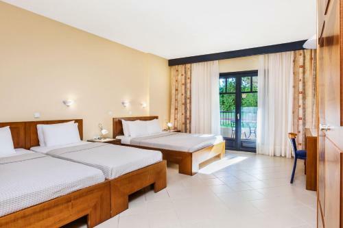 Atrium Hotel
