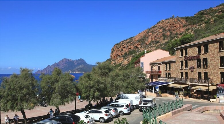Hotel H�tel Le Subrini