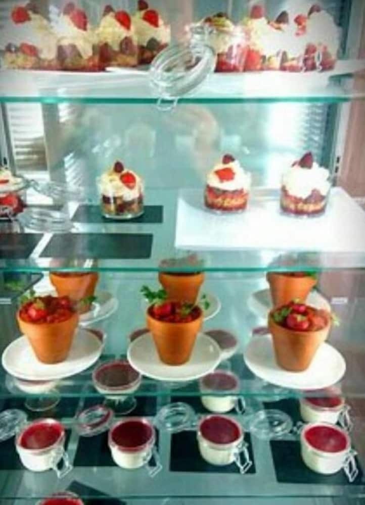 Hotel H�tel Le Subrini