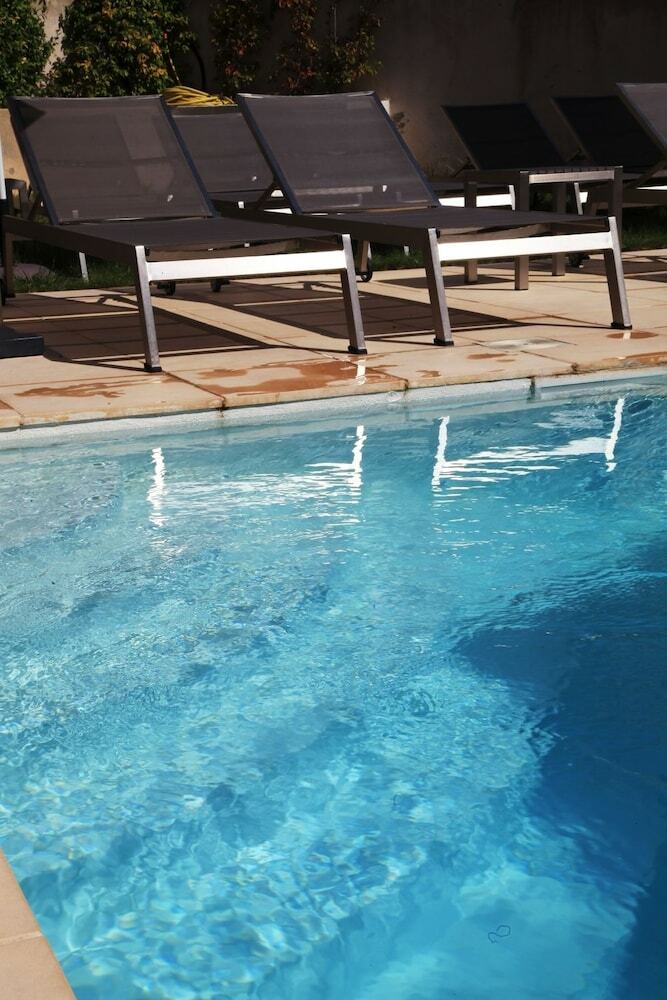 Hotel H�tel Le Subrini