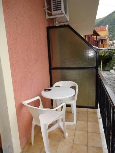 Marilena Apartments & Studios