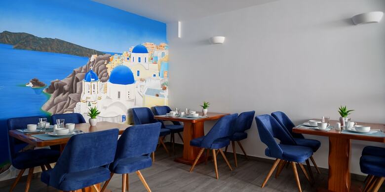 Oasis Hotel