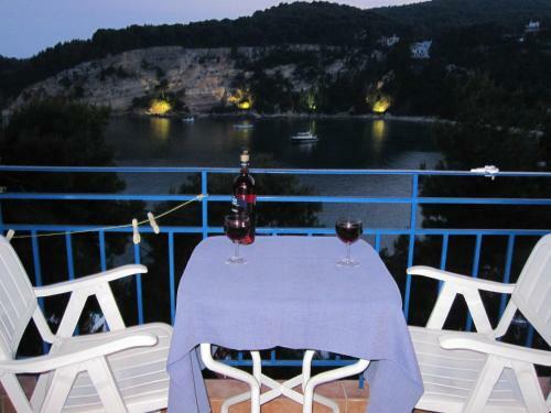 Kavos Hotel