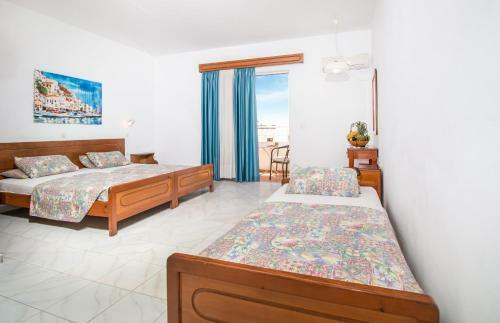 Mike's House Hotel