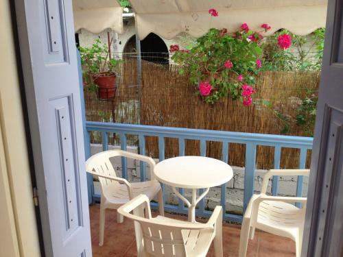 Hostal Konstantina Studios