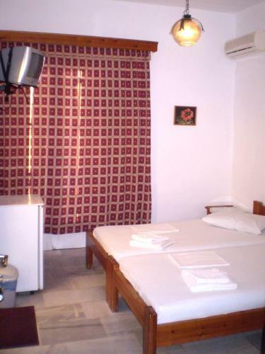 Hostal Hotel Maroulis