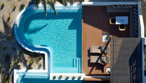 Hotel 9 Muses Santorini Resort