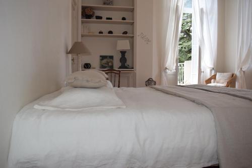 Bed & Breakfast Les C�dres Chambres D'h�tes