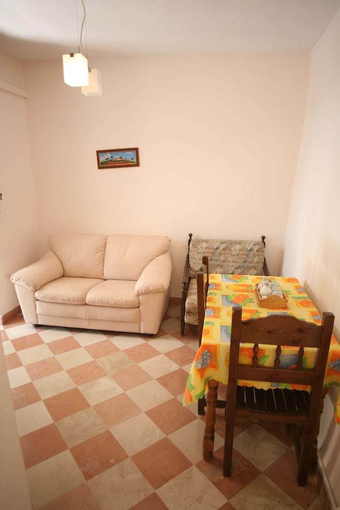 Aphrodite Apartments