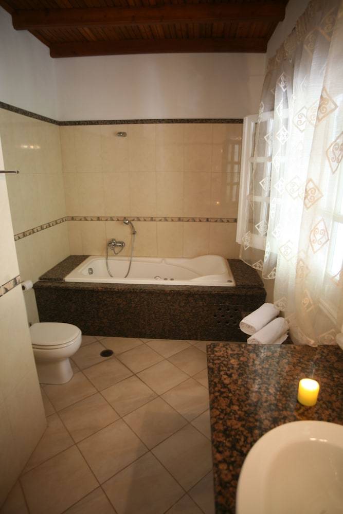 Aphrodite Apartments