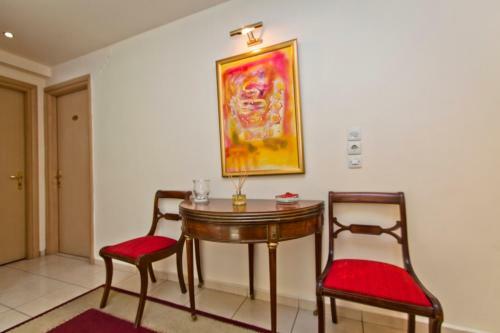 Triton Hotel Piraeus