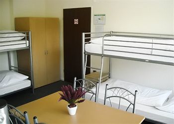 Hostal Hotel Amadeus Central