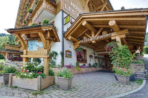 Logis Hotel Les Sapins