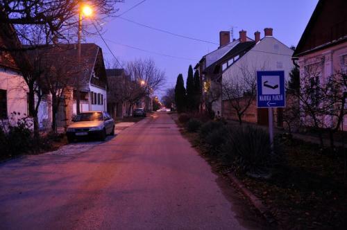 Hostal Marika Vend�gh�z