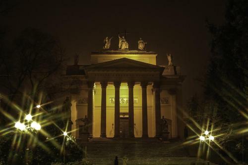 Harm�nia Apartmanh�z