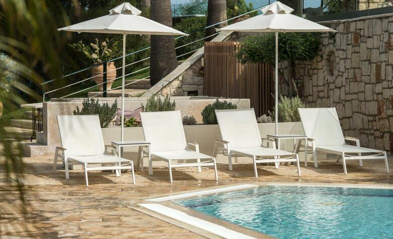 Erietta Luxury Apartments