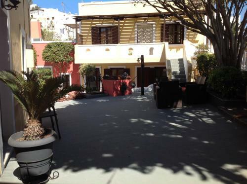 Hostal Pansion Zaharoula