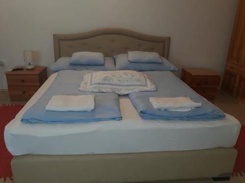 �zon Apartment