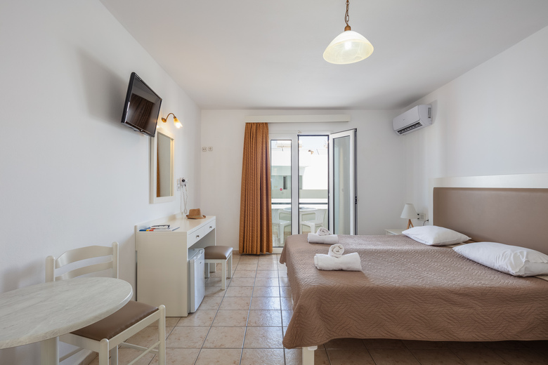 Aparthotel Koni Village Hotel