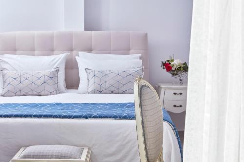 Hotel La Maltese Oia Luxury Suites