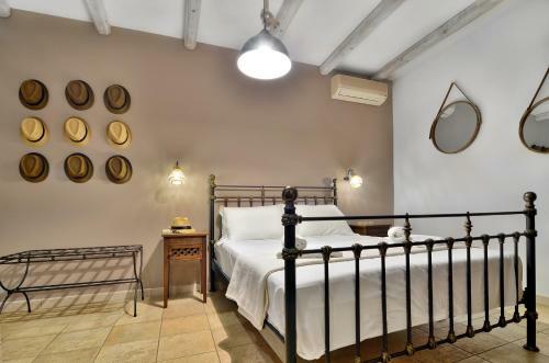 Niriides Luxury Apartments