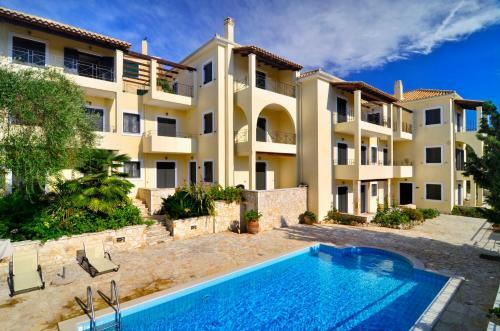 Niriides Luxury Apartments