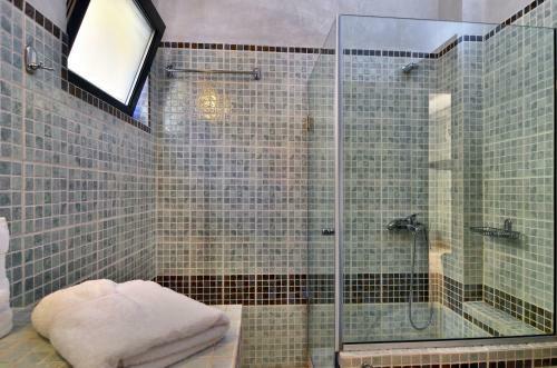 Niriides Luxury Apartments