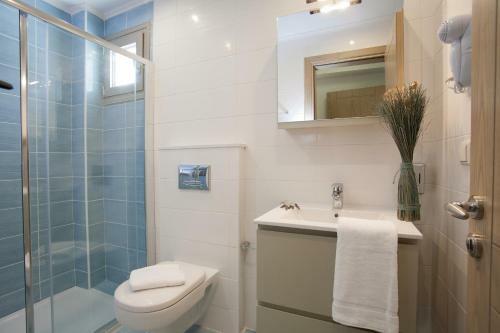 Hostal Savinos Rooms