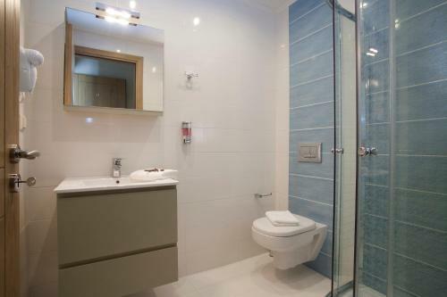 Hostal Savinos Rooms