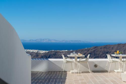 Hotel White Santorini Suites & Spa