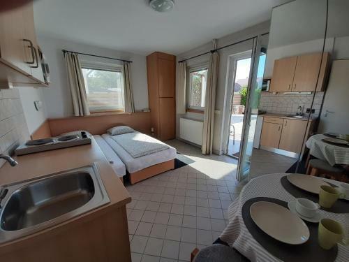 Familia Apartmanh�z